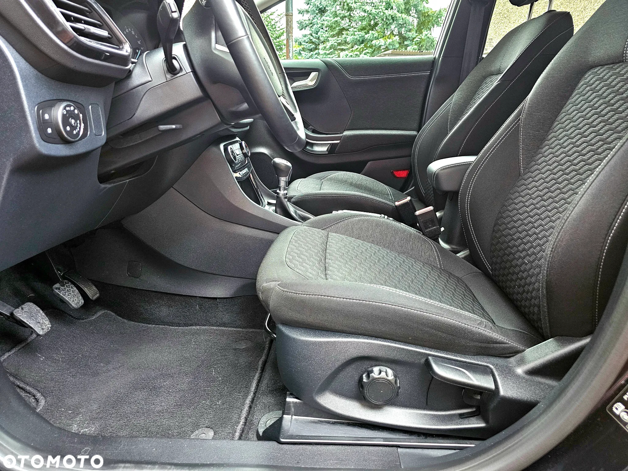 Ford Puma 1.0 EcoBoost Hybrid TITANIUM - 21