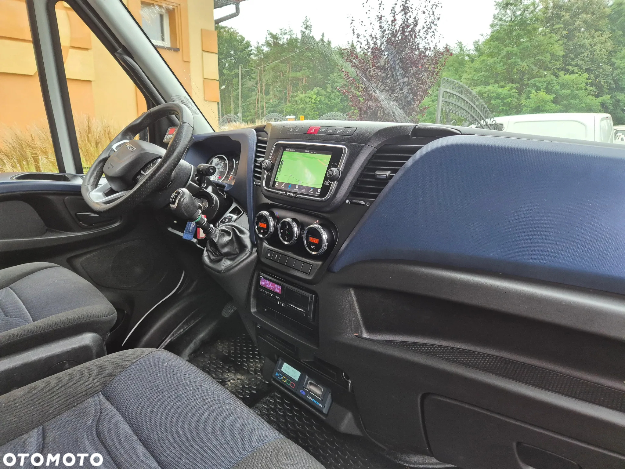 Iveco IVECO 72C18 3.0 70C18 IZOTERMA CHŁODNIA MROZNIA SPROWADZONY PODUSZKI - 17