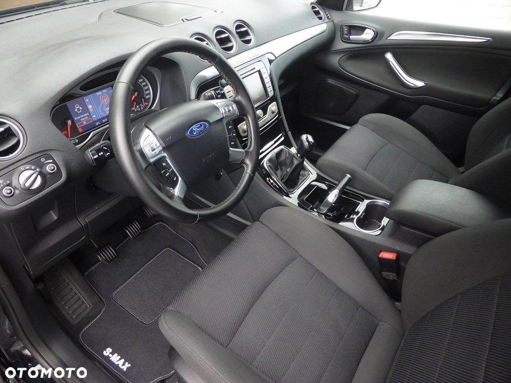 Ford S-Max 2.0 Viva Titanium - 24