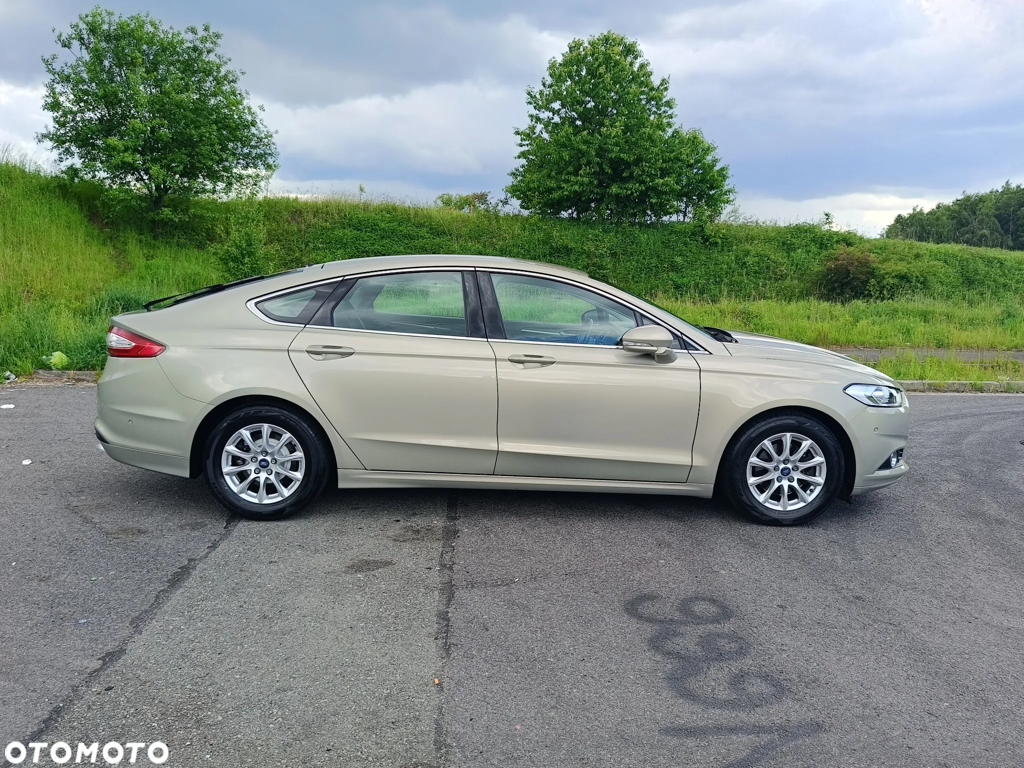 Ford Mondeo 1.5 EcoBoost Gold Edition - 6