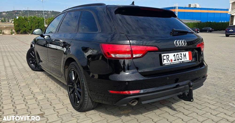 Audi A4 Avant - 4