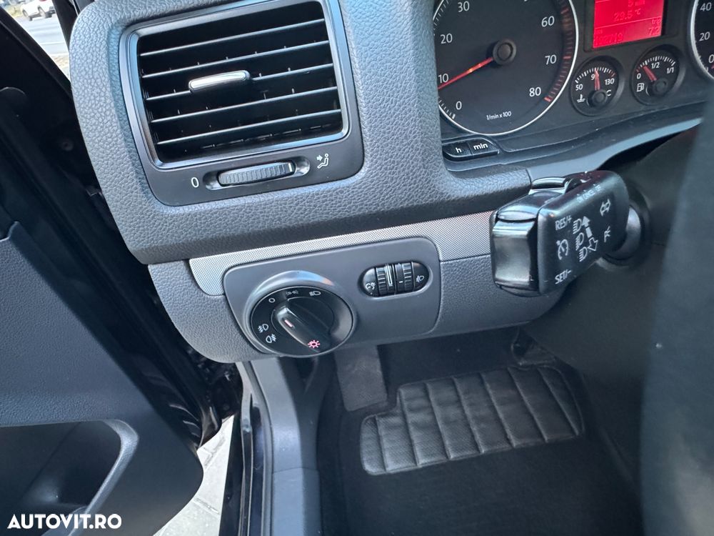 Volkswagen Golf 1.4 Comfortline - 16