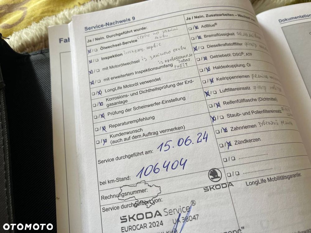 Volkswagen Golf 1.6 TDI BlueMotion Technology Lounge - 21