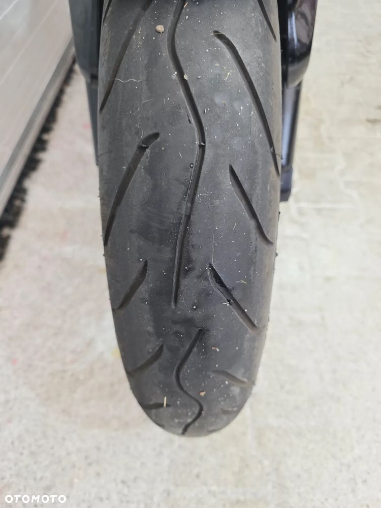 Suzuki Gladius - 14