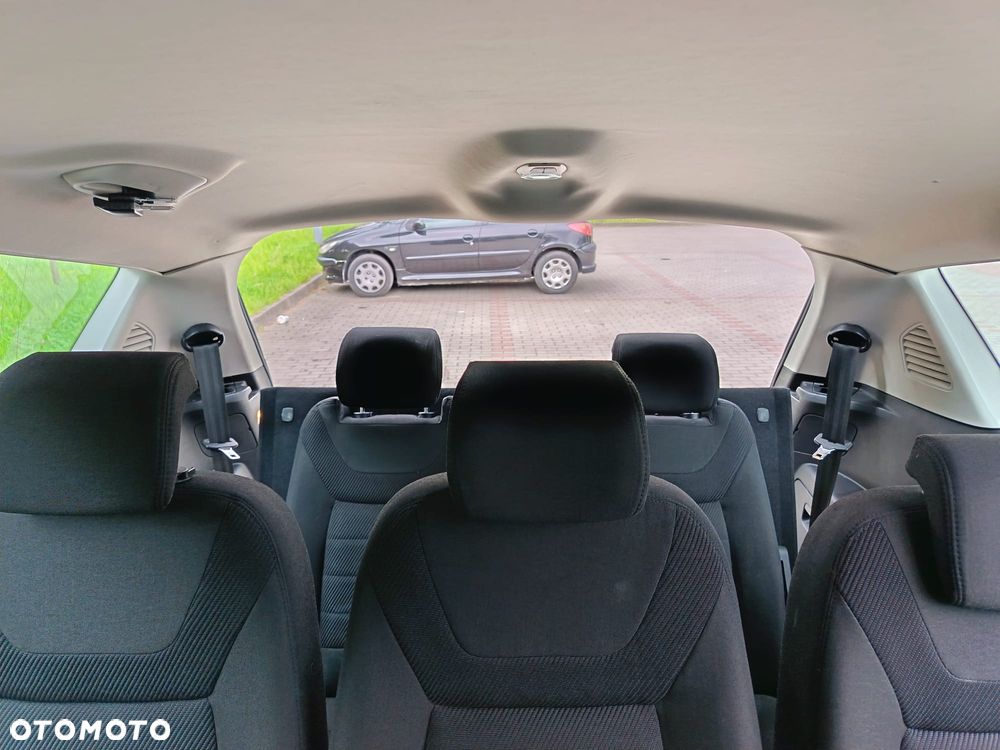 Ford S-Max 2.0 TDCi DPF Champions Edition - 9