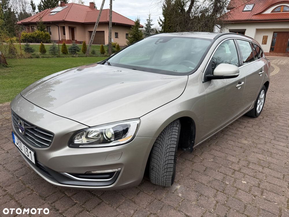 Volvo V60 D4 - 3