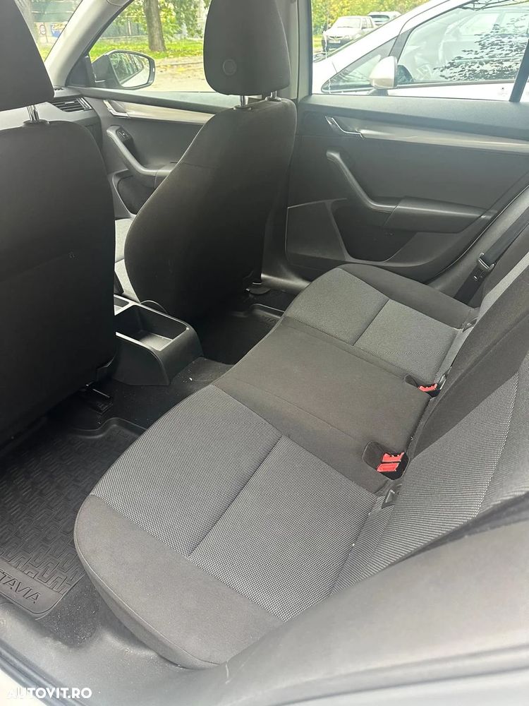 Skoda Octavia 1.6 TDI Ambition - 6