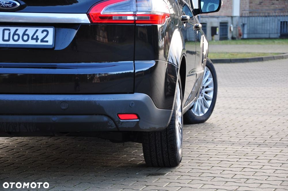 Ford S-Max 2.0 TDCi DPF Titanium X - 19