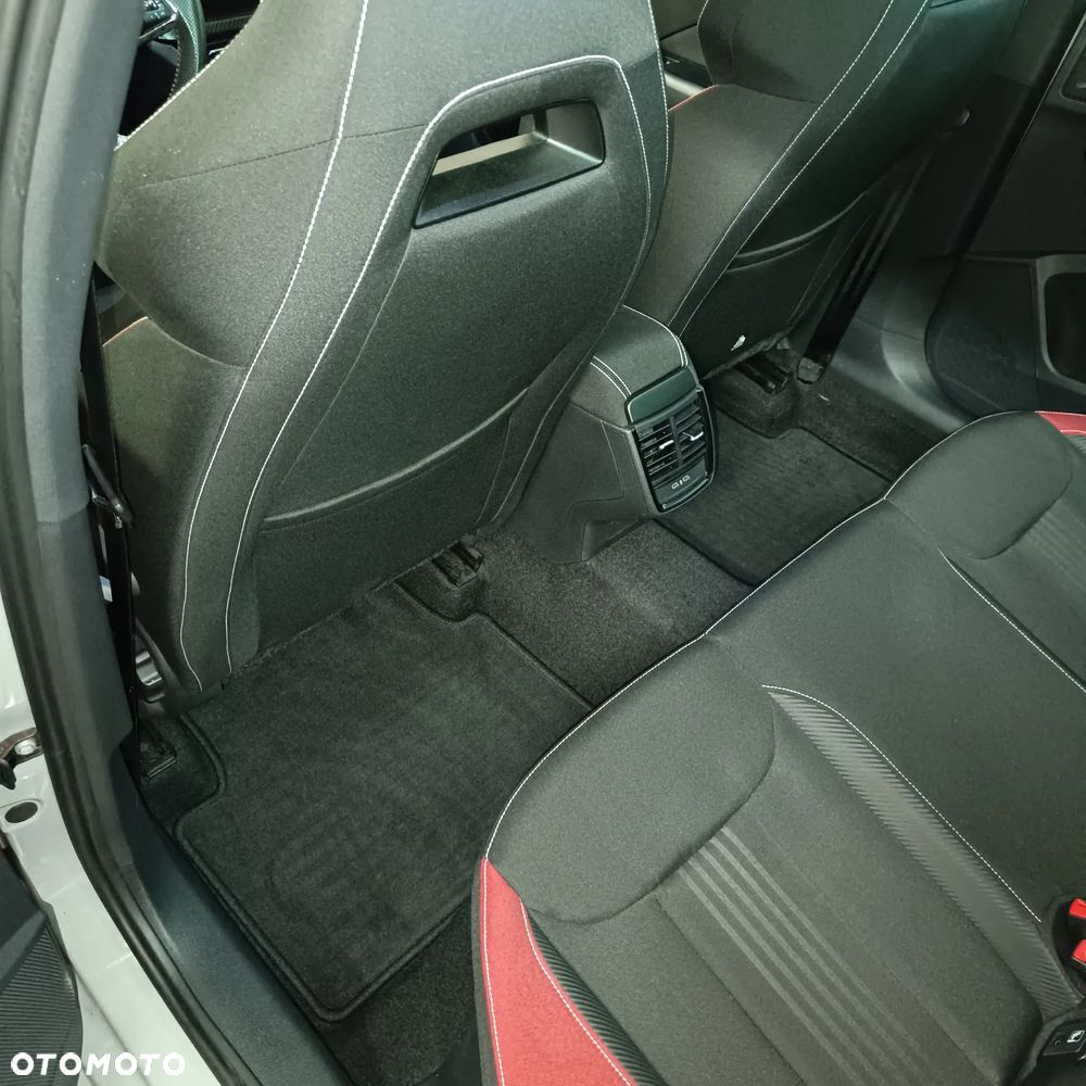 Skoda Kamiq 1.0 TSI Monte Carlo - 18