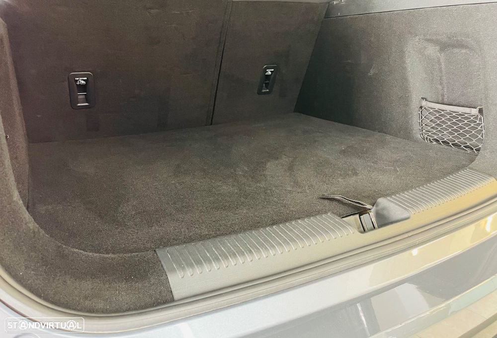 MG EHS 1.5 T-GDI Plug-in Hybrid Luxury - 18