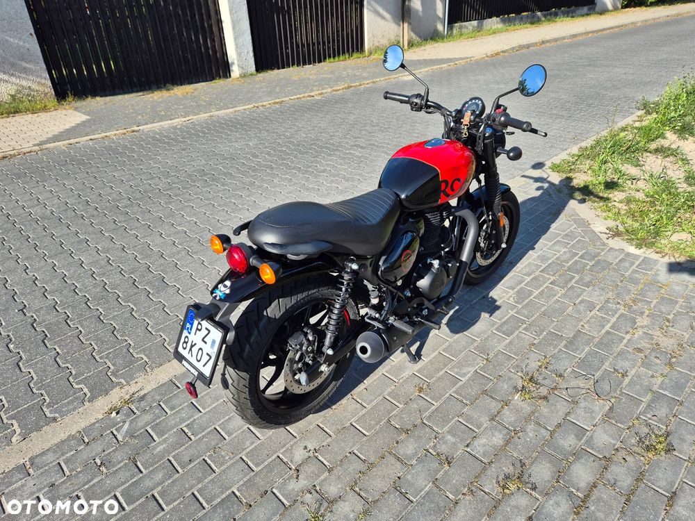 Royal Enfield HNTR - 3