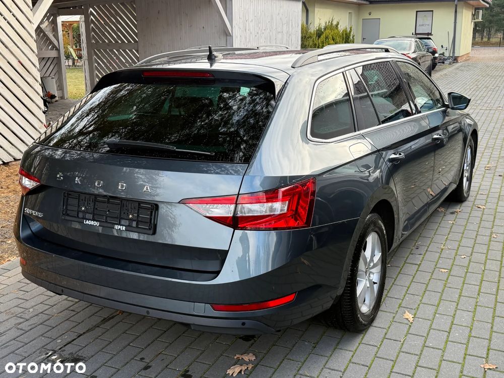 Skoda Superb 2.0 TDI Style DSG7 - 5