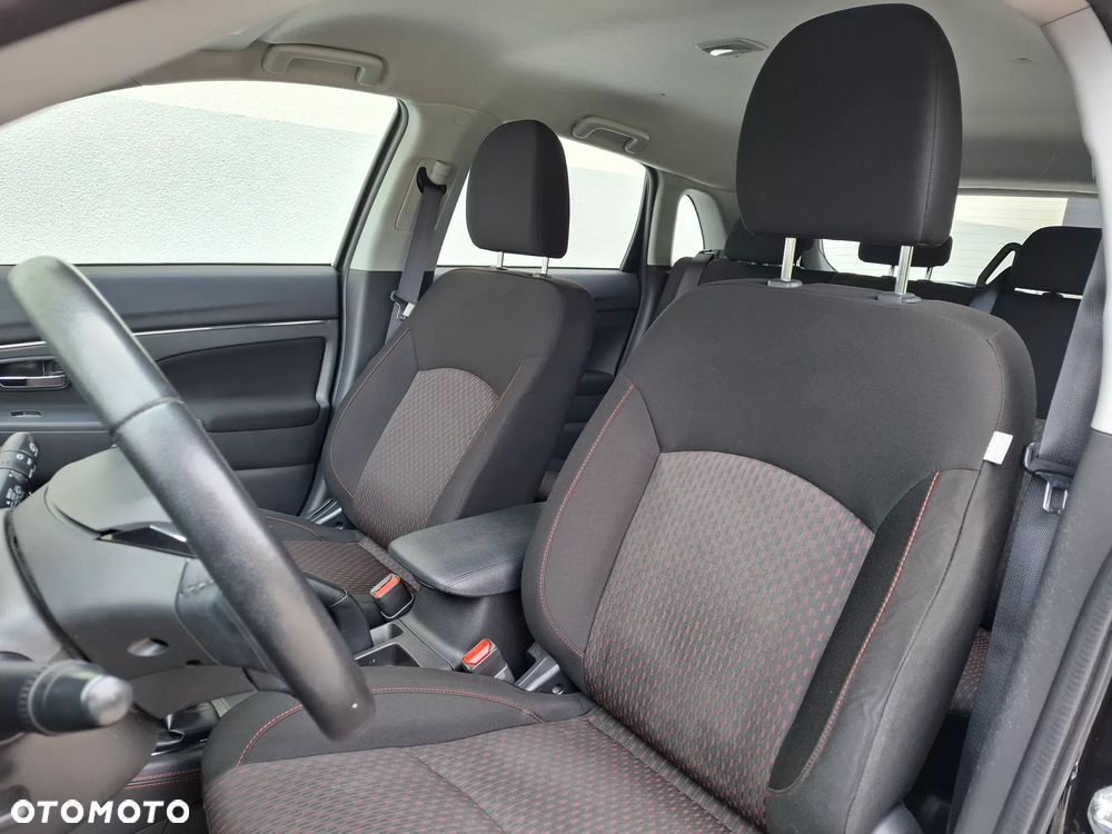 Mitsubishi ASX 1.6 2WD Edition 100 - 12