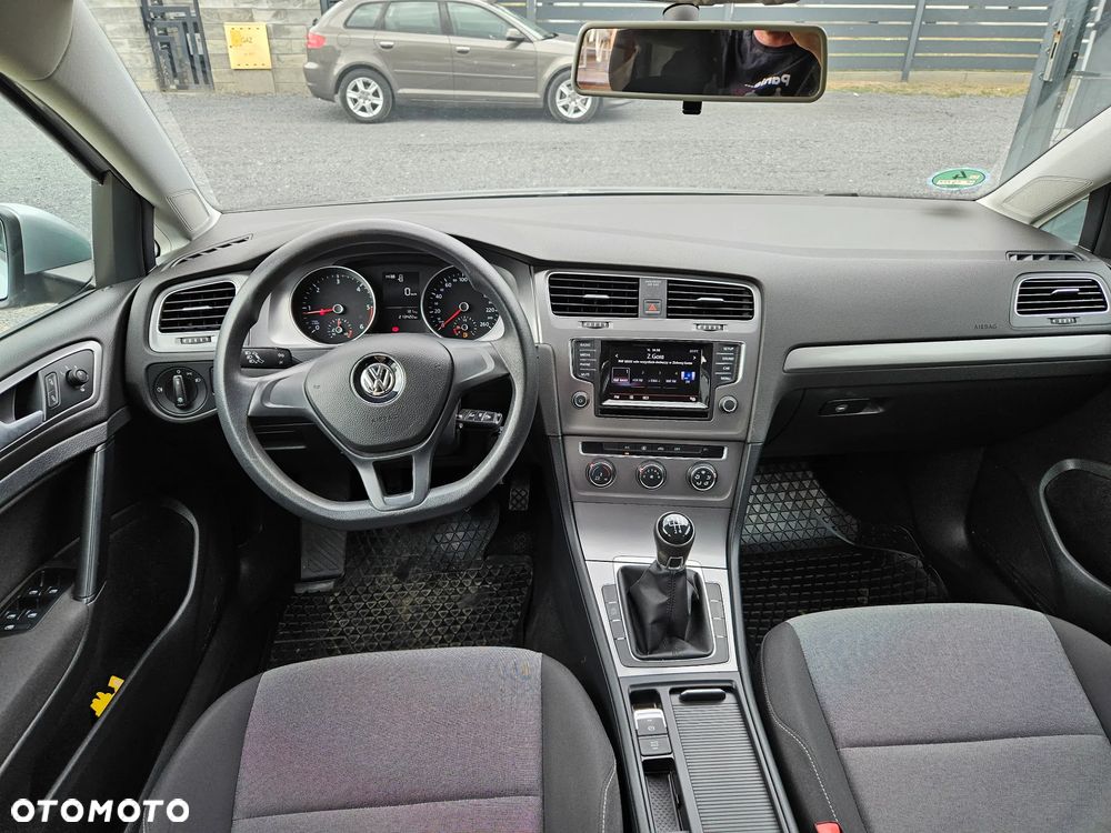 Volkswagen Golf 1.6 TDI BlueMotion Technology Trendline - 12