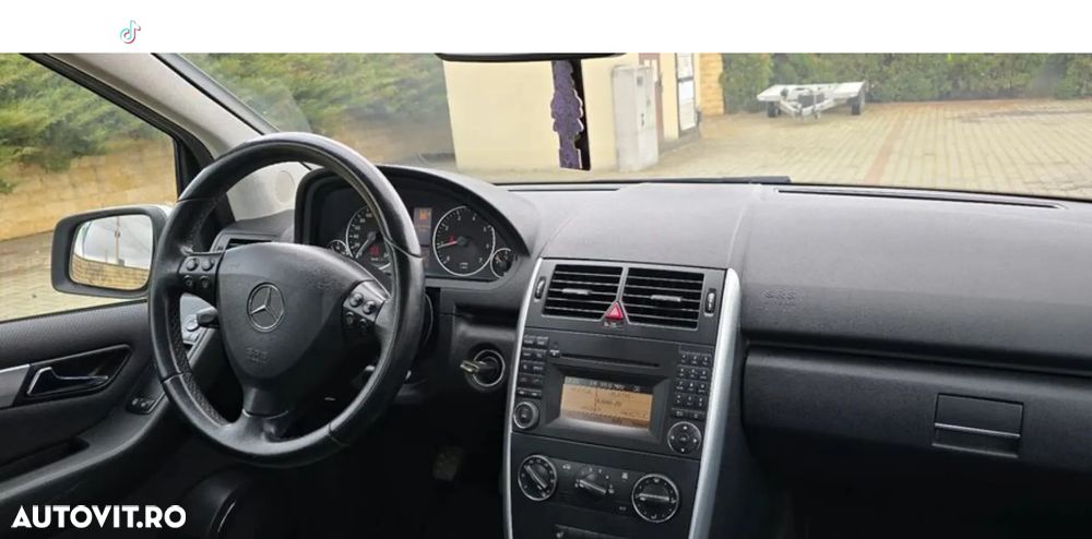 Mercedes-Benz A 150 BlueEFFICIENCY - 21