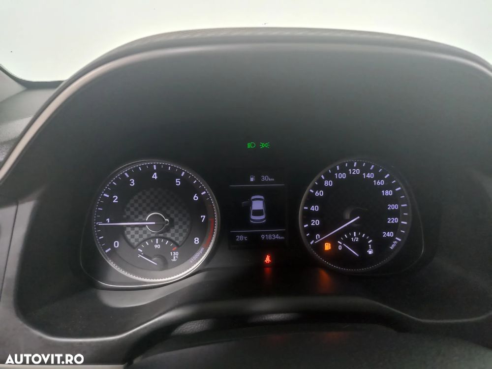 Hyundai Elantra 1.6 MPi Exclusive - 12