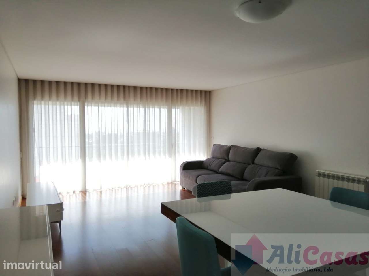 **Duplex T3 Semi-novo com Vista Mar -Garagem Individual P/3 carros** - Grande imagem: 2/59