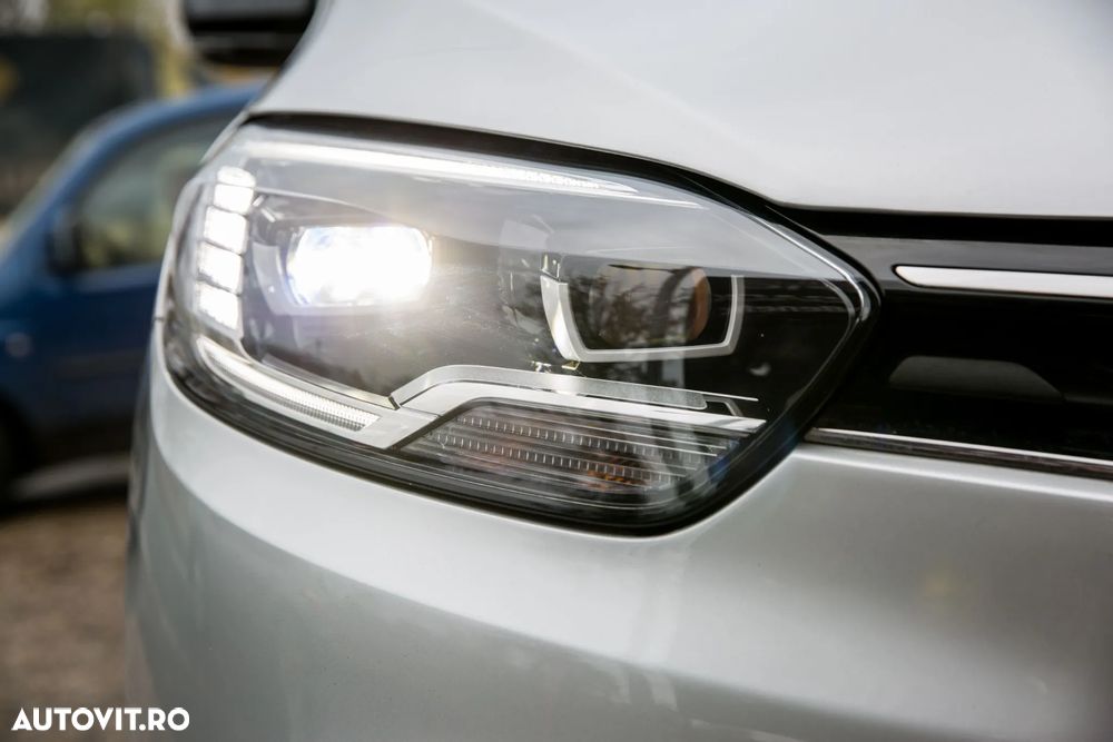 Renault Scenic ENERGY dCi 160 EDC BOSE EDITION - 15