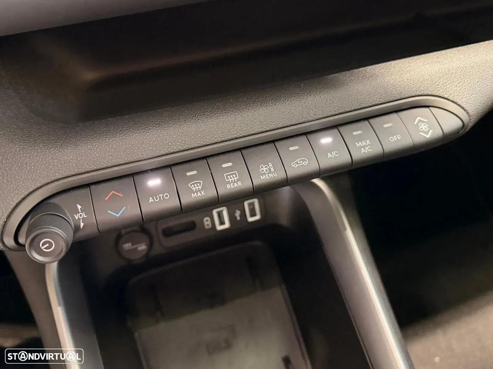 Jeep Avenger 1.2 GSE T3 Altitude - 17