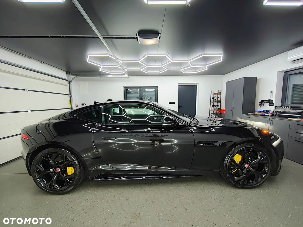 Jaguar F-Type R AWD - 20
