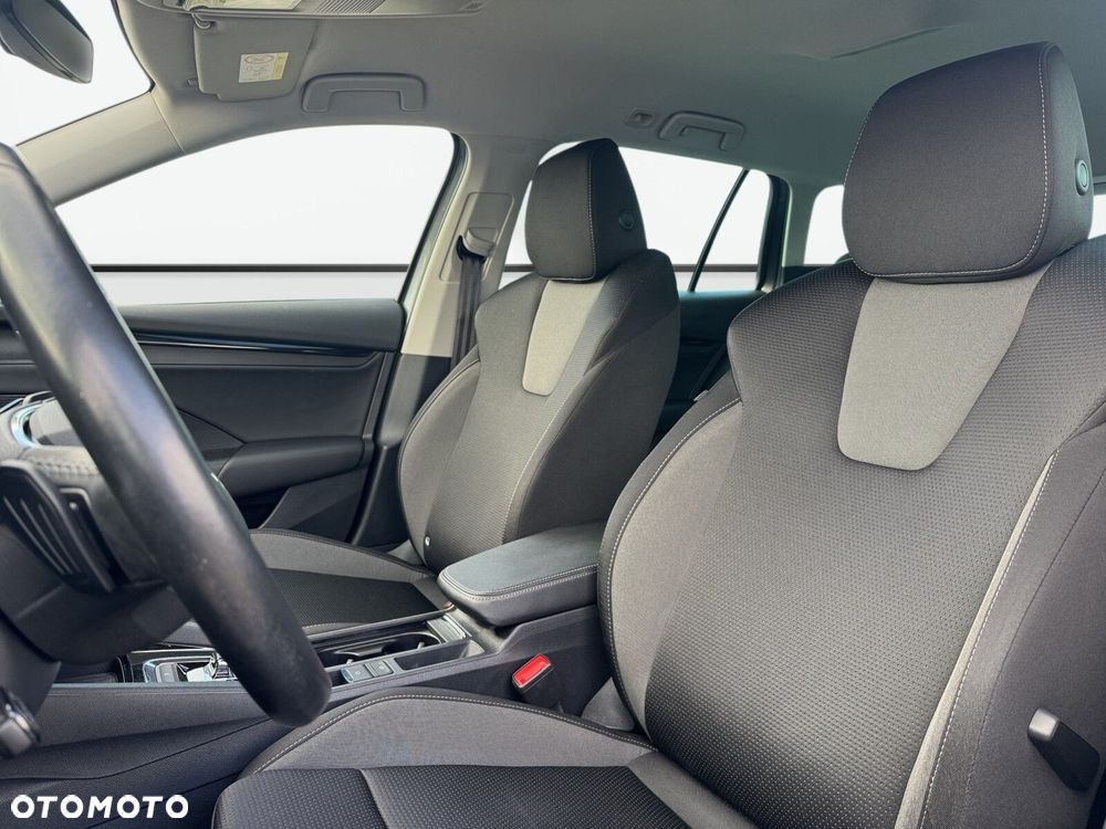Skoda Octavia 2.0 TDI Ambition DSG - 11