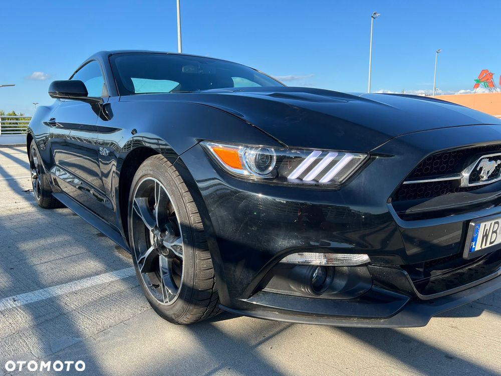 Ford Mustang - 2