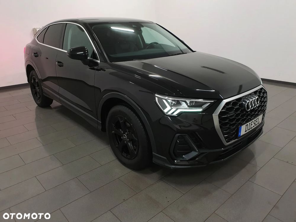 Audi Q3 Sportback 35 TDI quattro S tronic S line - 36