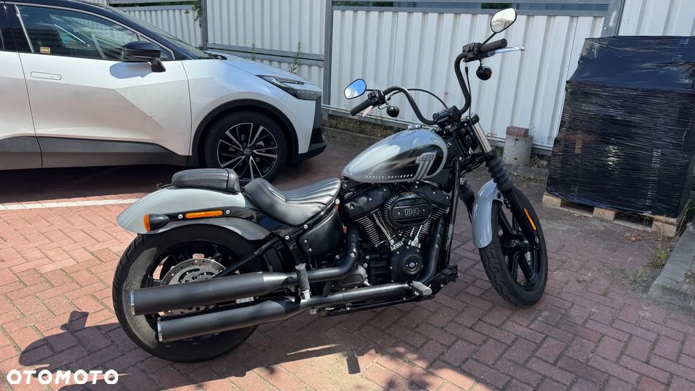 Harley-Davidson Softail Street Bob - 3