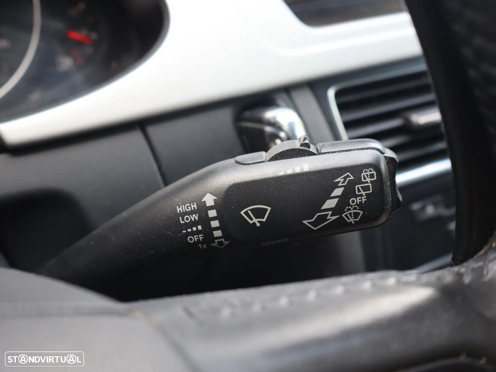 Audi A4 Avant 2.0 TDI - 10