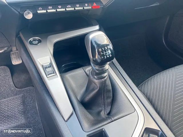 Peugeot 308 1.2 PureTech Active Pack - 27