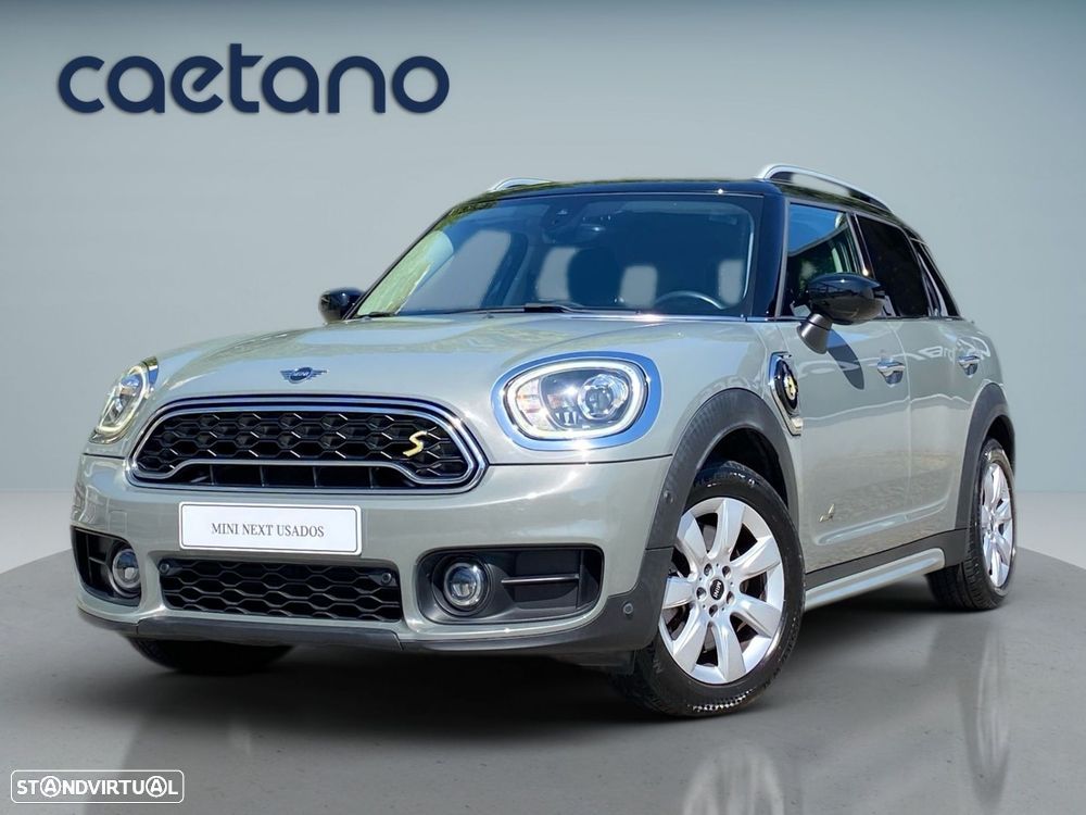 MINI Countryman Cooper SE ALL4 Classic Auto - 1
