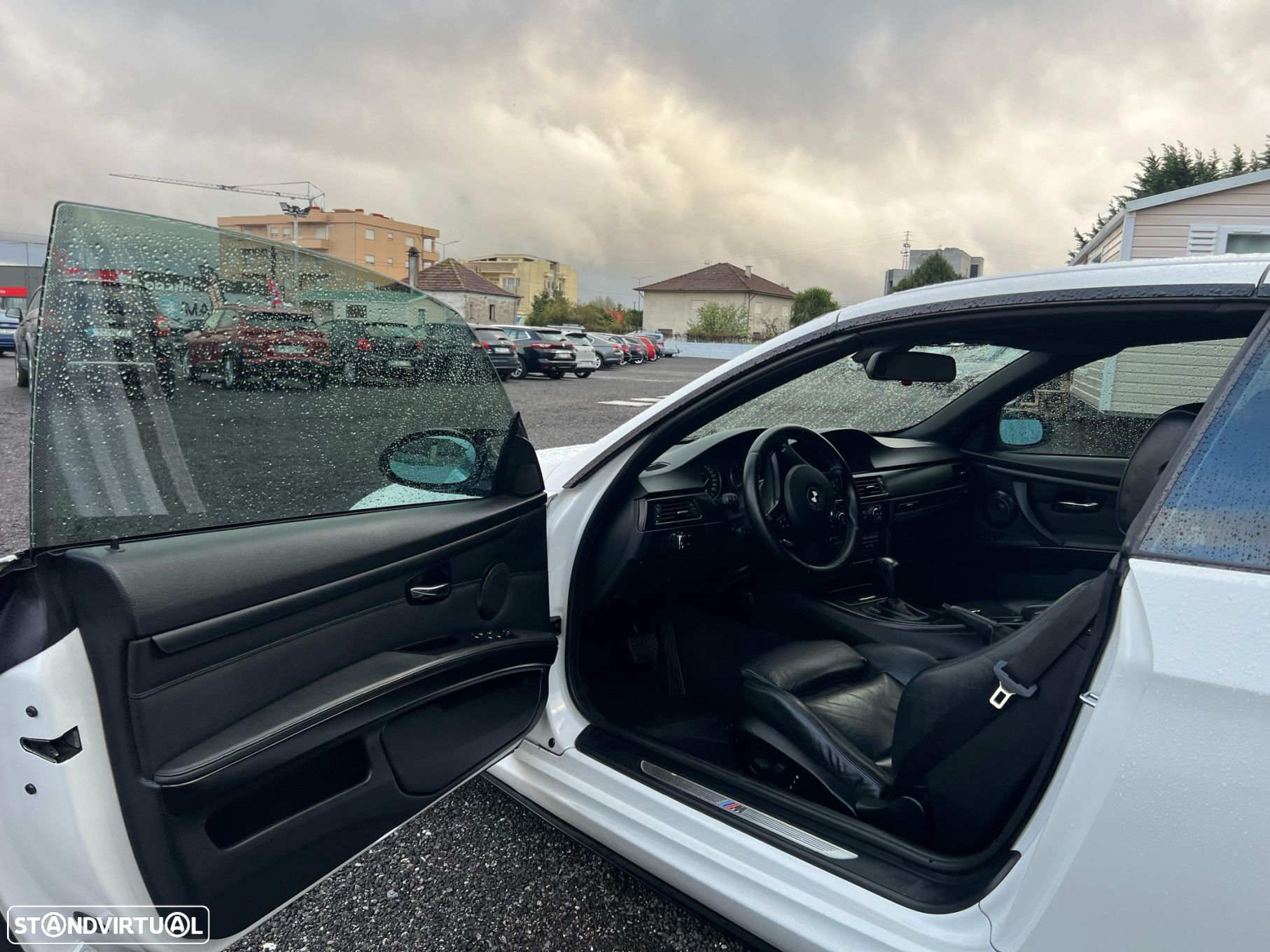 BMW 330 - 16