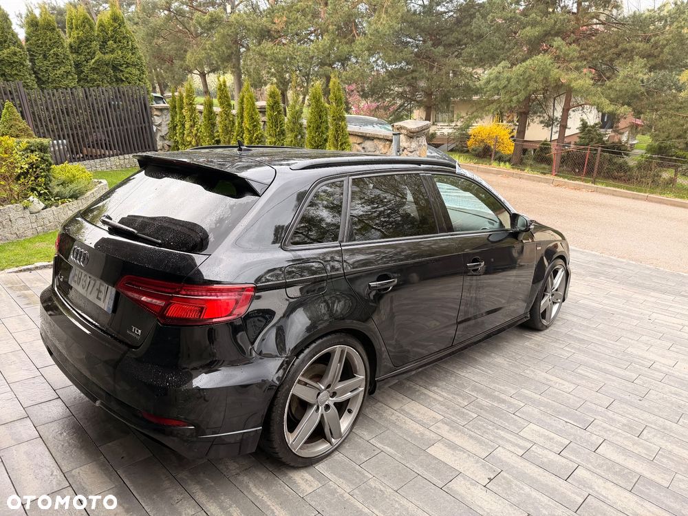 Audi A3 Sportback 2.0 TDI (clean diesel) quattro S tronic S line Sportpaket - 4
