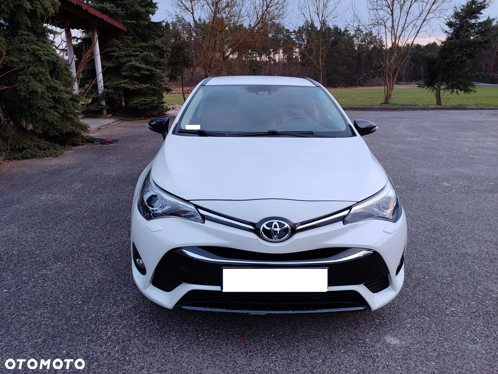 Toyota Avensis 1.8 Selection - 2