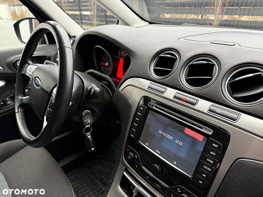 Ford Galaxy 2.0 Viva Titanium - 16