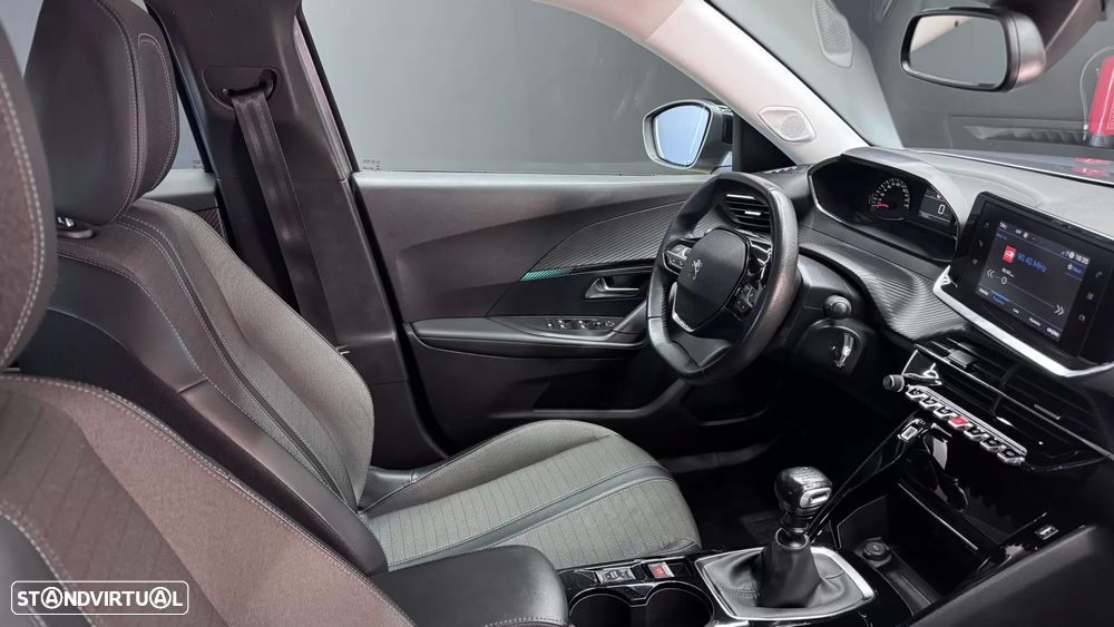 Peugeot 2008 1.2 PureTech Allure Pack - 41