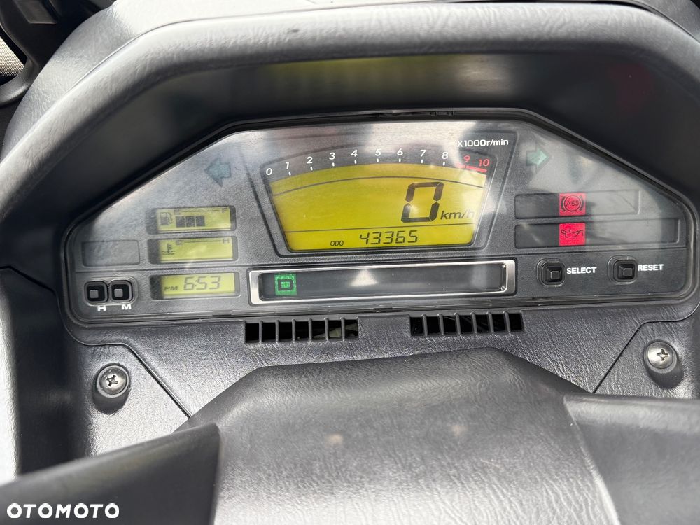 Suzuki Burgman - 19