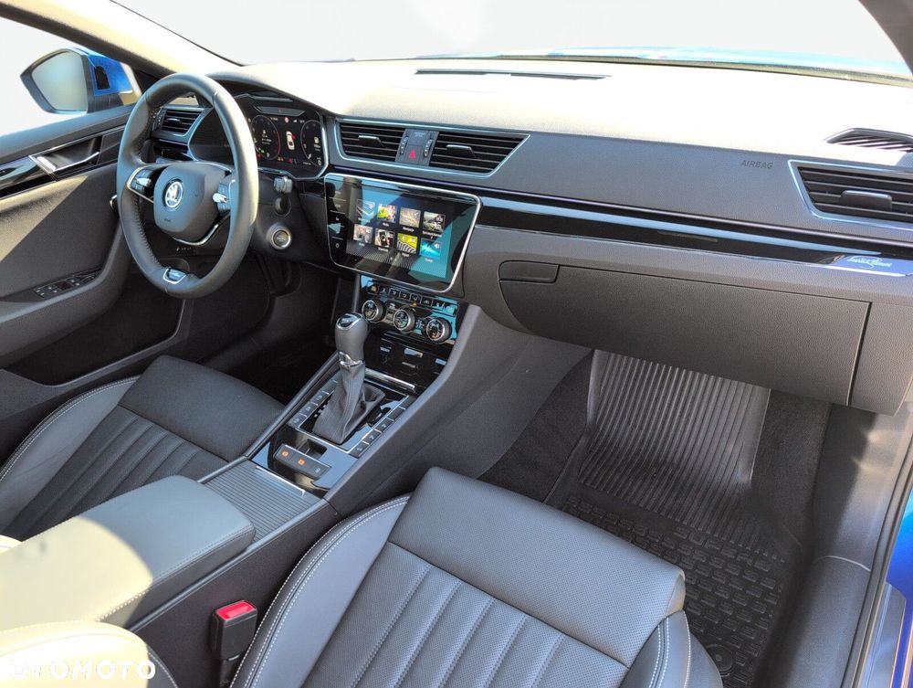 Skoda Superb 2.0 TSI 4x4 L&K DSG - 19