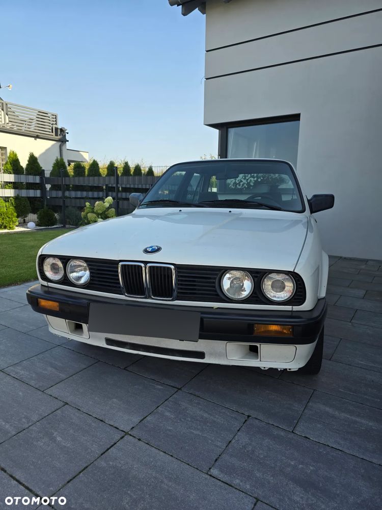BMW Seria 3 318i - 2