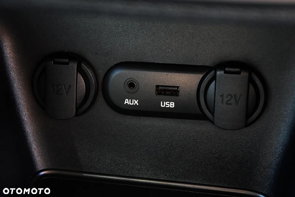 Kia Ceed 1.4 L - 24