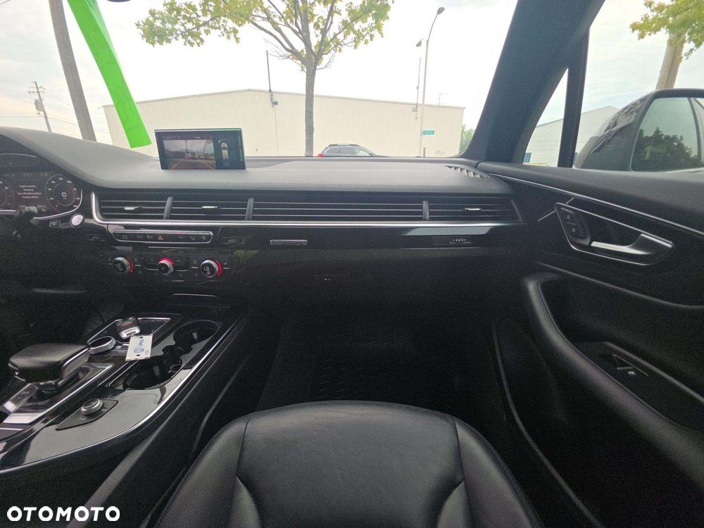 Audi Q7 3.0 TFSI Quattro Tiptronic - 11