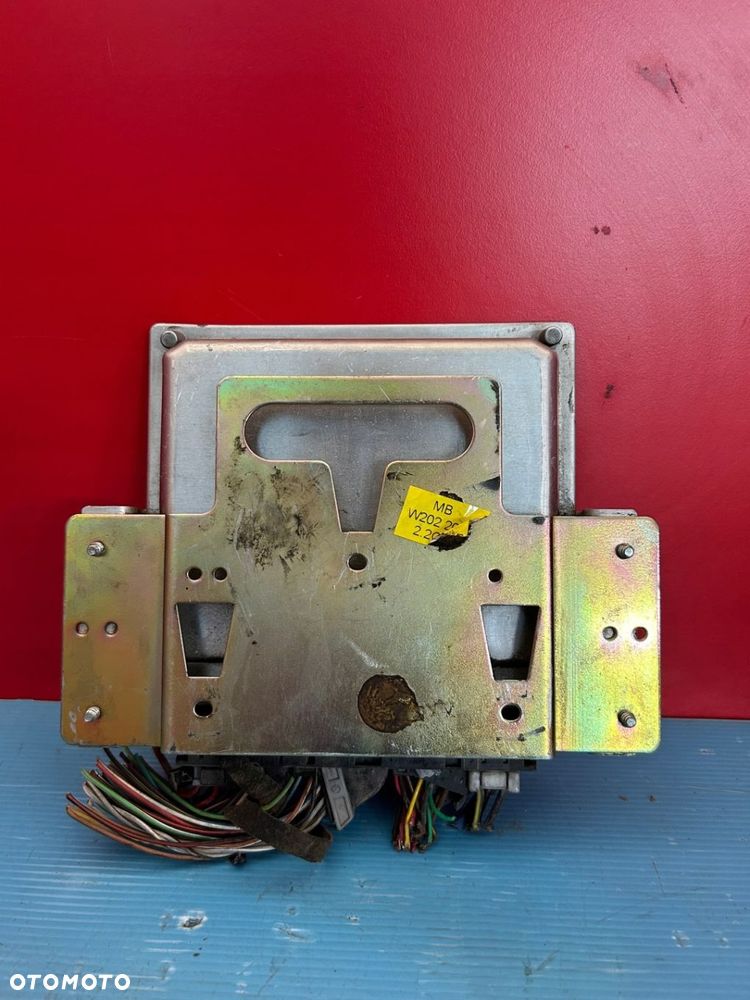 KOMPUTER STEROWNIK SILNIKA MB MERCEDES-BENZ VITO 638 2.3D A0001530379 - 3