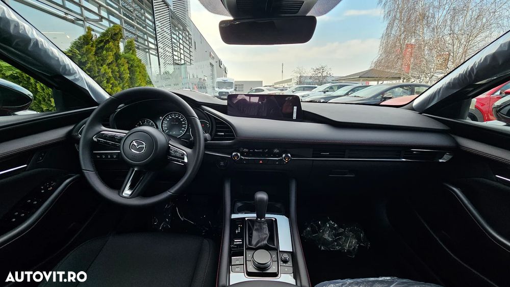 Mazda 3 e-SKYACTIV-X 186 M HYBRID Aut. HOMURA - 17