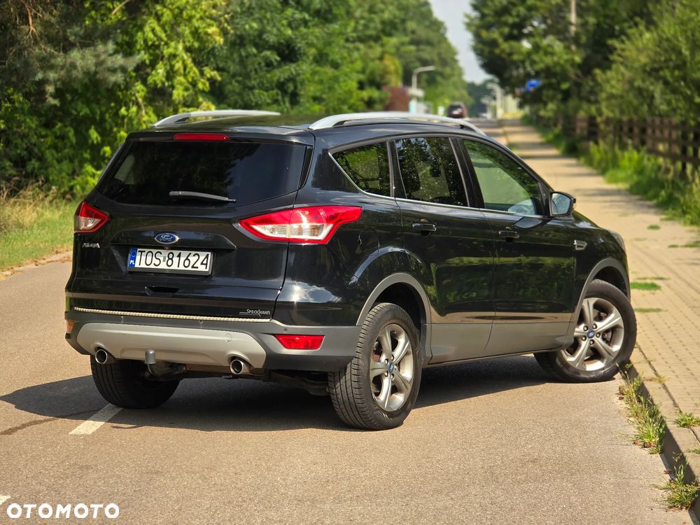 Ford Kuga 2.0 TDCi 2x4 Titanium - 5