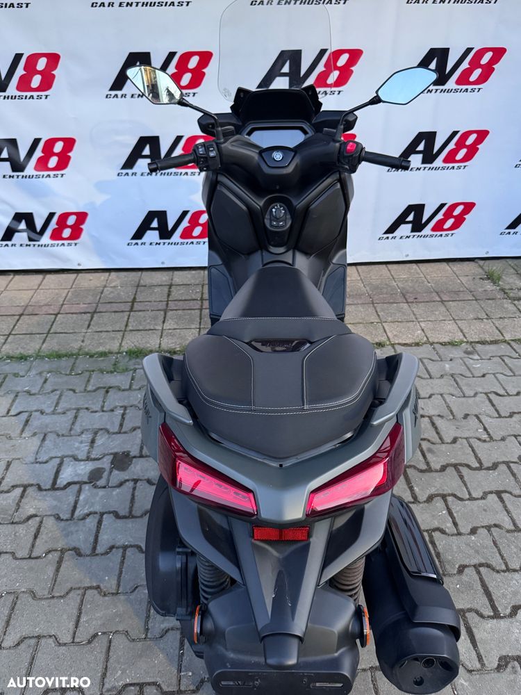 Yamaha XMAX 300 - 7
