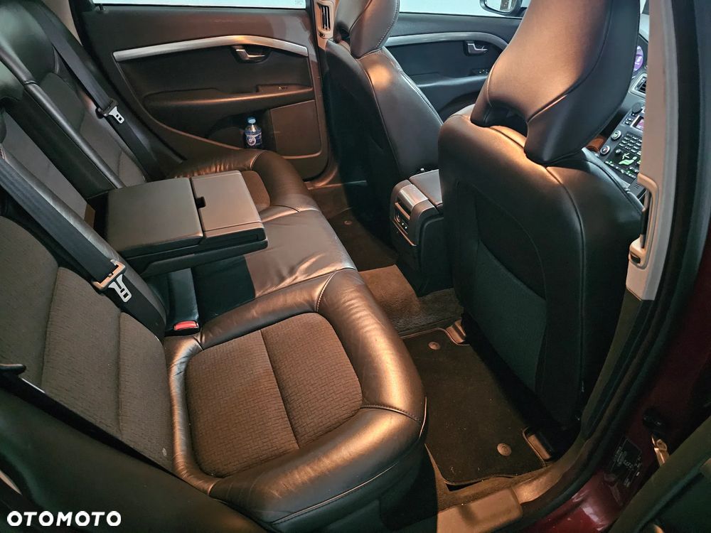Volvo V70 DRIVe Momentum - 28