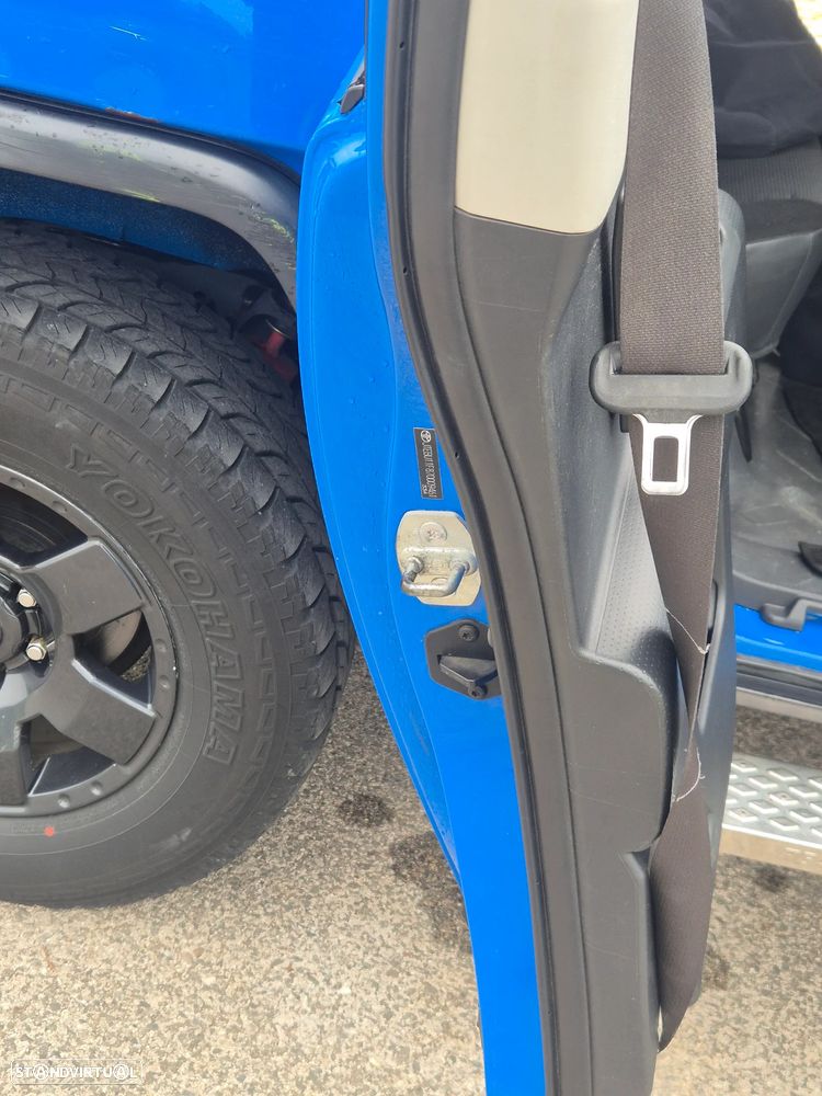 Toyota FJ Cruiser - 14