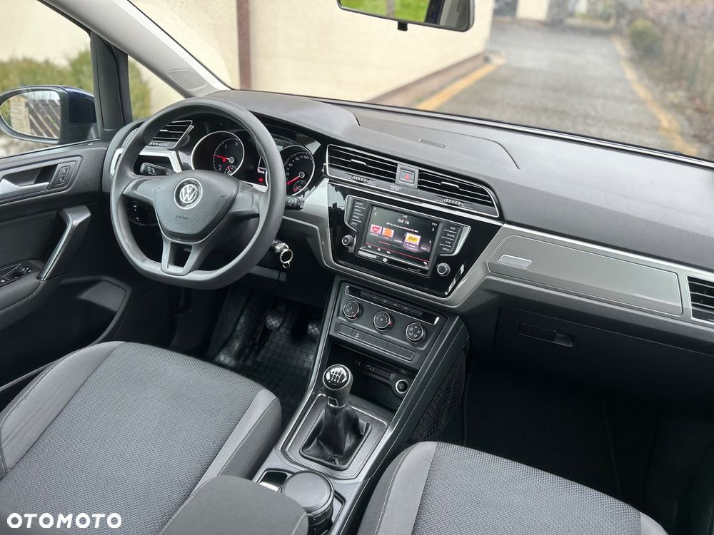 Volkswagen Touran 1.6 TDI SCR BlueMotion Technology Trendline - 32