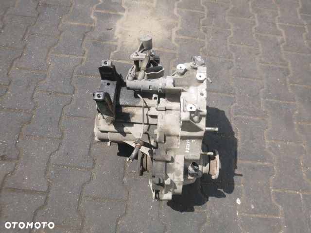 MANUALNA SKRZYNIA BIEGÓW SKODA FABIA I 1.4 MPI FNK - 3