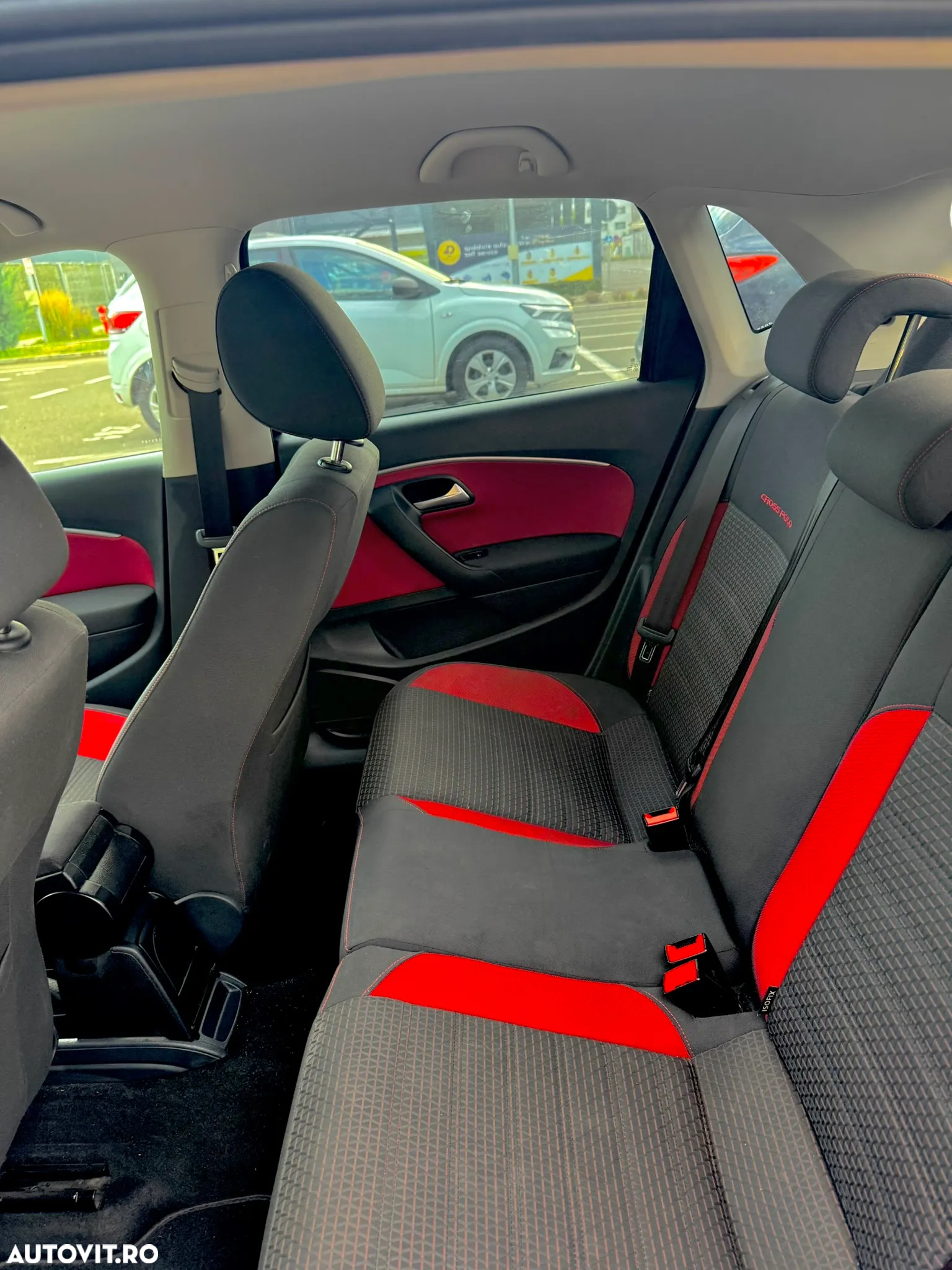 Volkswagen Polo 1.4 TDI CR BMT DSG Comfortline - 7